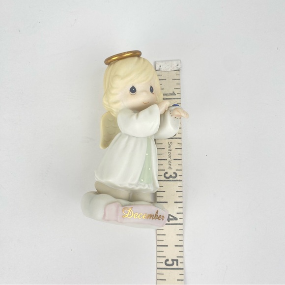 Precious Moments December (Birthstone Angels) Vintage 1996 - Picture 7 of 7